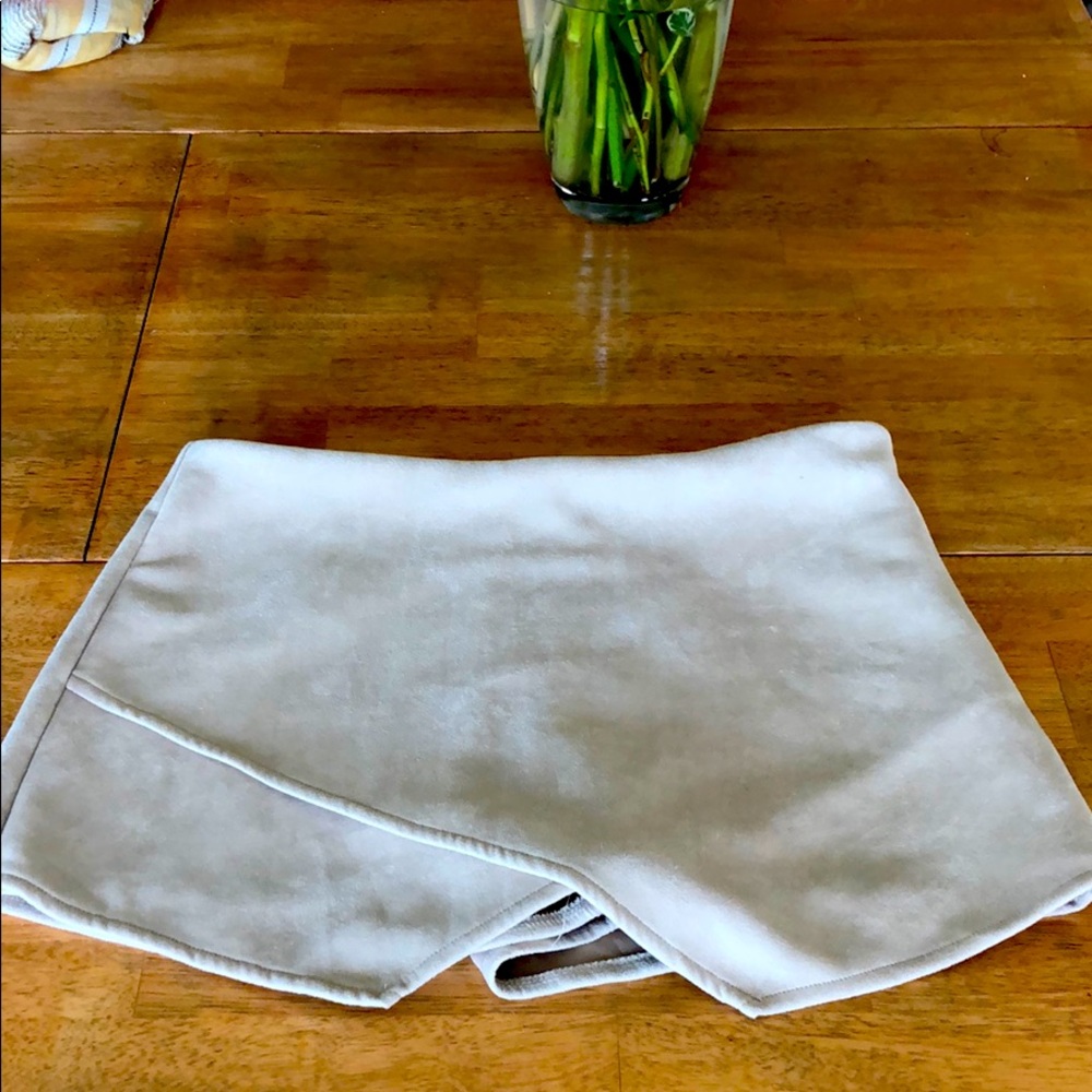 NWOT Peach lounge skort